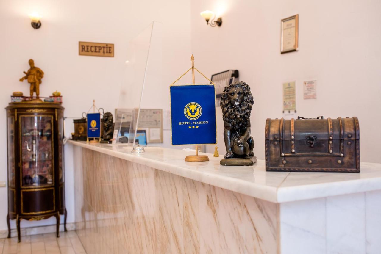 Hotel Marion Dumbraveni  Ngoại thất bức ảnh